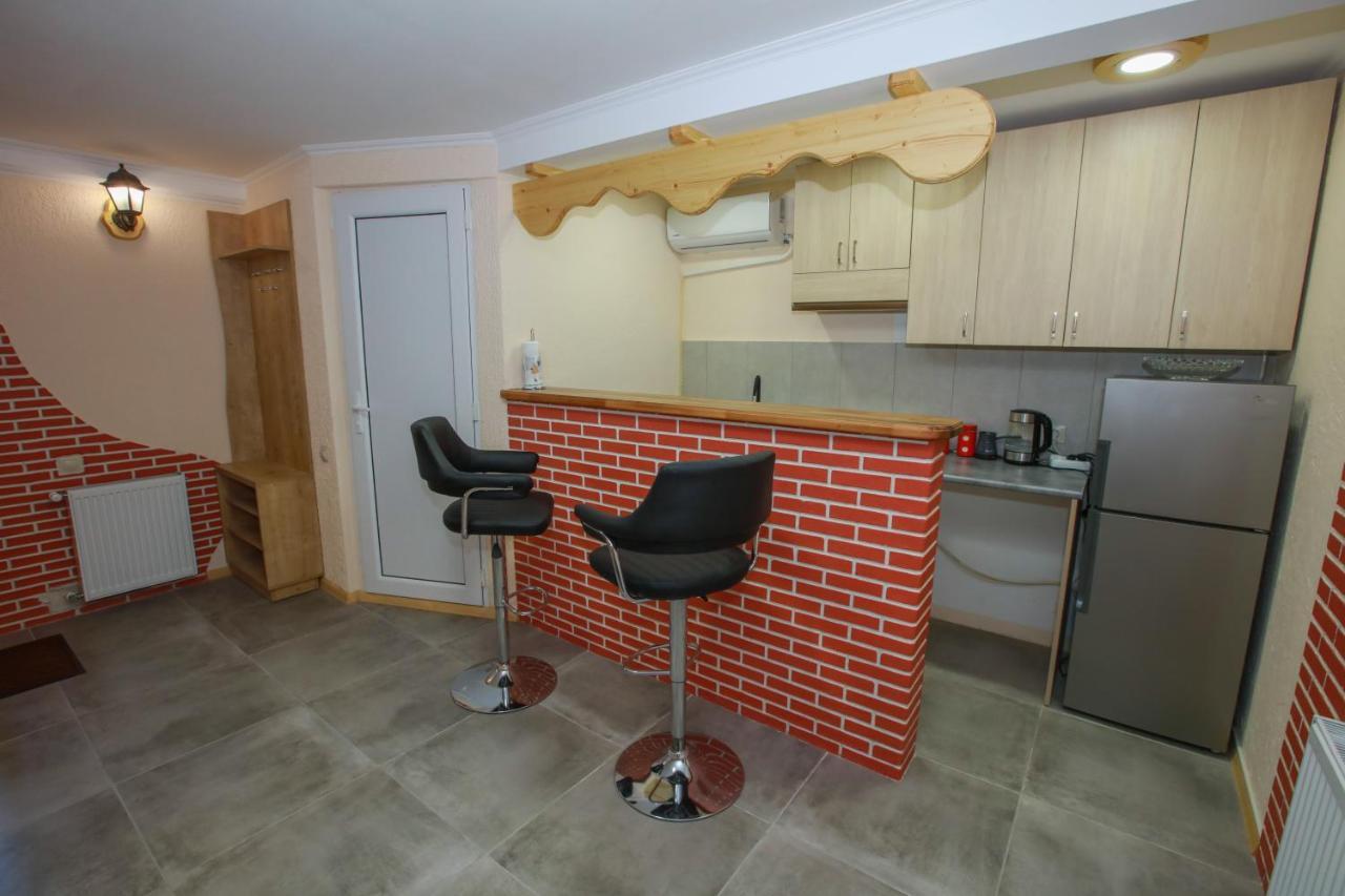 Apartment Nino Botanical Tbilisi Esterno foto